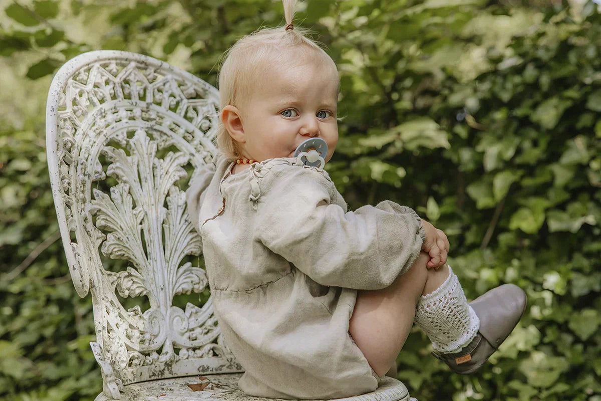 Pacifiers: The Ultimate Guide for Newborns & Parents