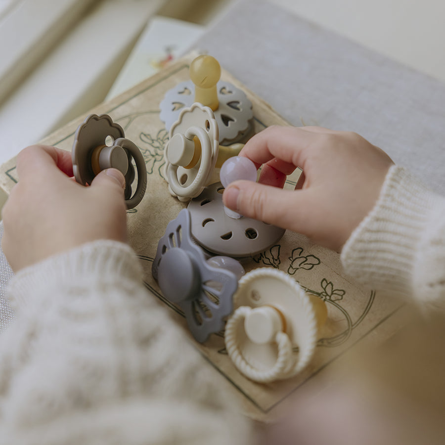 Pacifiers: The Ultimate Guide for Newborns & Parents