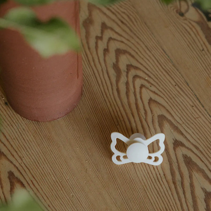 FRIGG Butterfly - Silicone Taille 2 - White Lilac