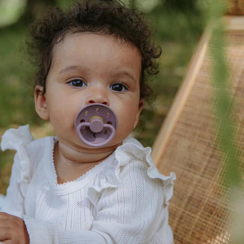 FRIGG Round Pacifier - Moon Phase Silicone Size 1 - Twilight Mauve