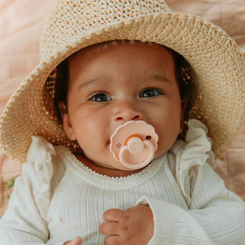 FRIGG Round Pacifier - Daisy Latex Size 1 - Pink Cream