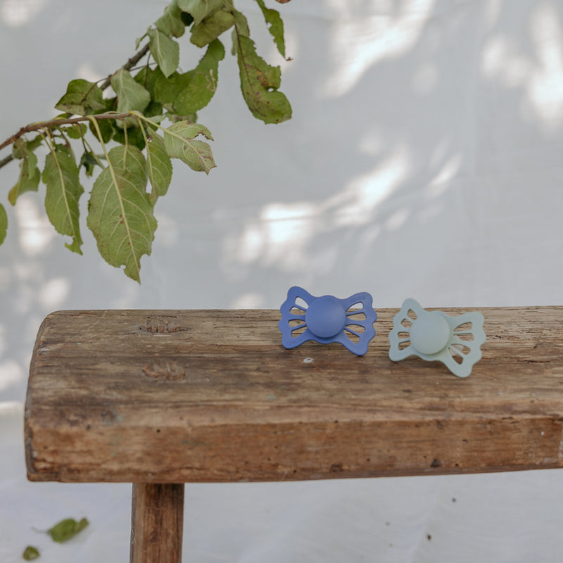 FRIGG Pacifier - Lucky Silicone 2-Pack Size 2 - Sage/Powder Blue