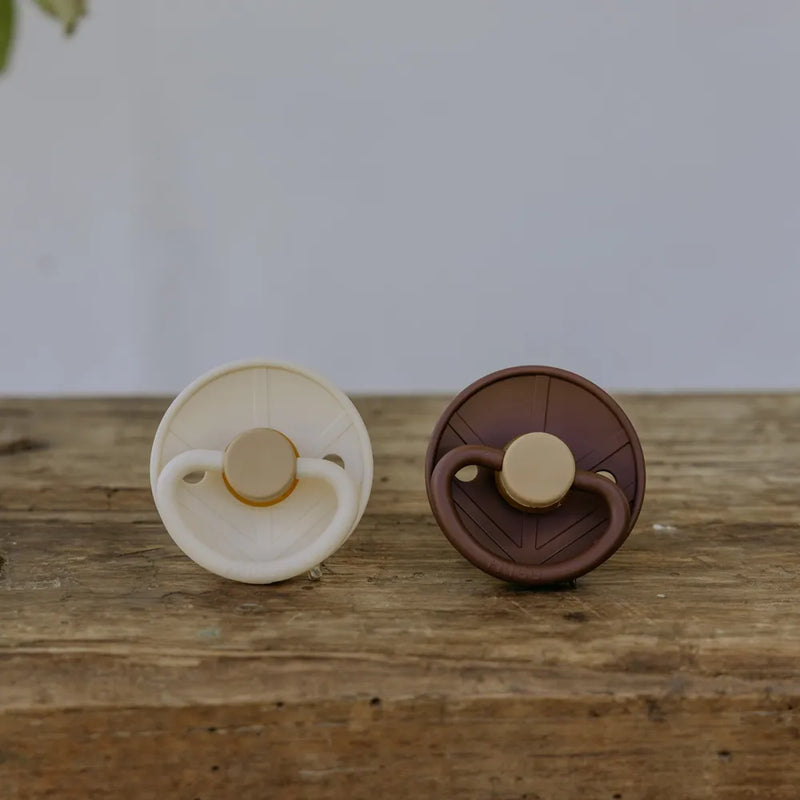 FRIGG Round Pacifier - Little Viking Latex Size 1 - Bjorn