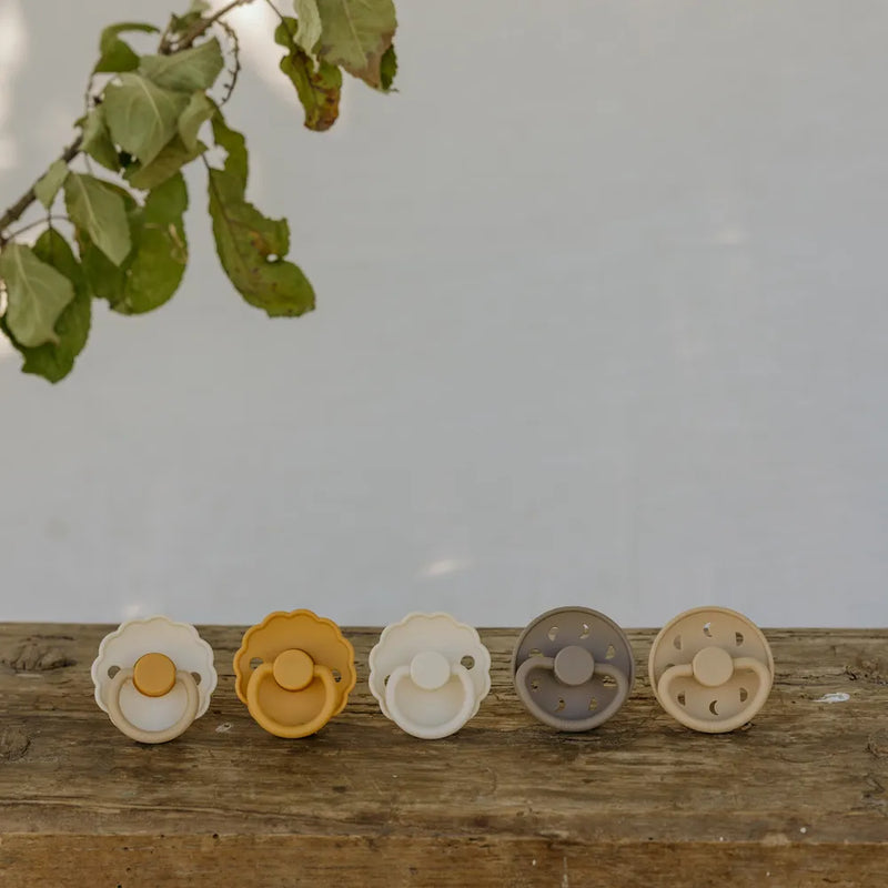 FRIGG Pacifier - Daisy Silicone 2-Pack Size 1 - Lily Pad/Cream