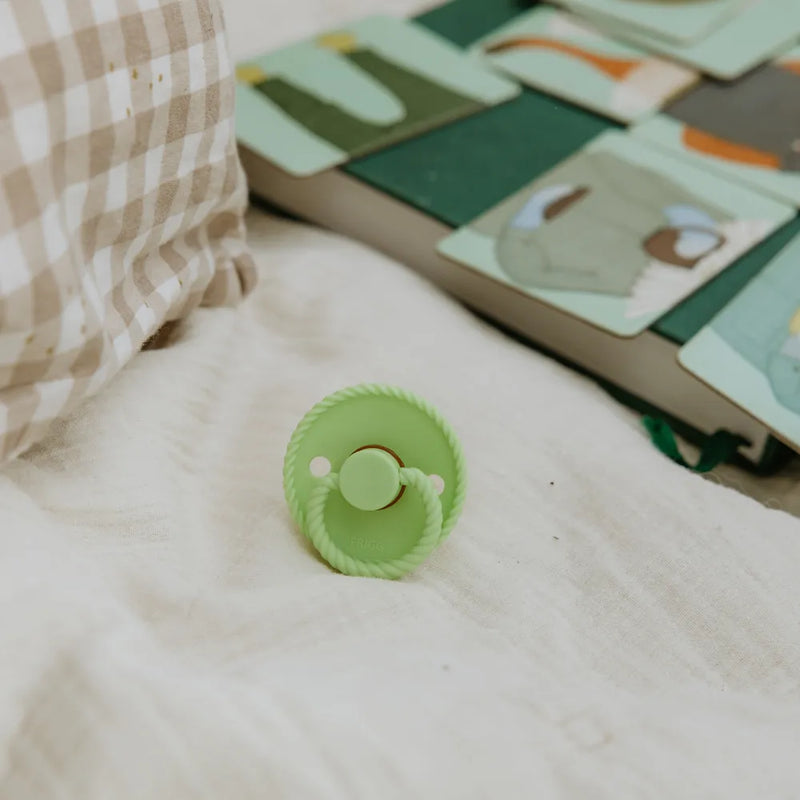 FRIGG Round Pacifier - Rope Silicone Size 1 - Green Tea