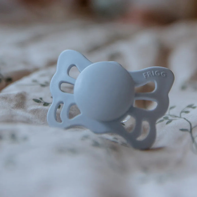 FRIGG Pacifier - Butterfly Silicone 2-Pack Size 2 - Ocean View/Powder Blue