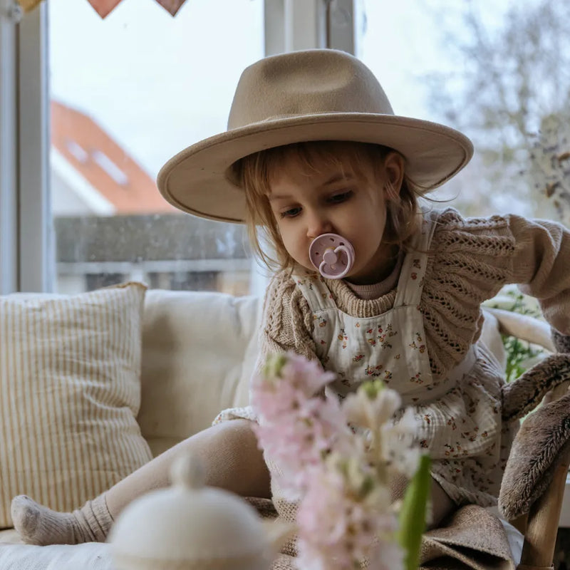 FRIGG Round Pacifier - Moon Phase Latex Size 1 - Soft Lilac