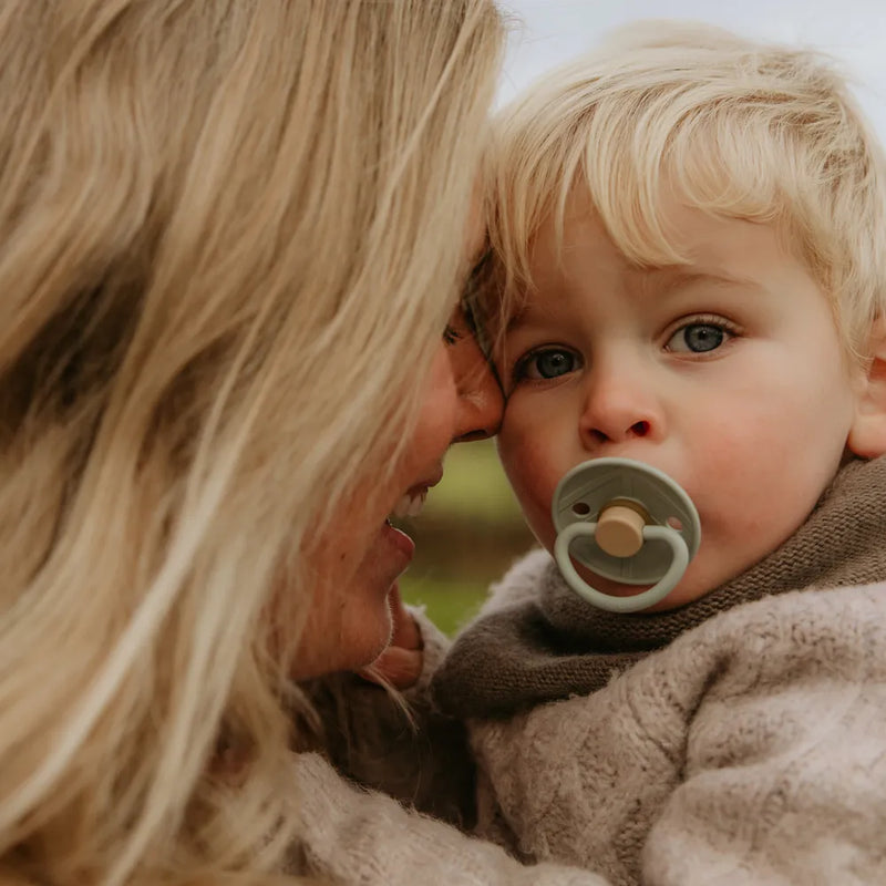 FRIGG Round Pacifier - Little Viking Latex Size 2 - Holger