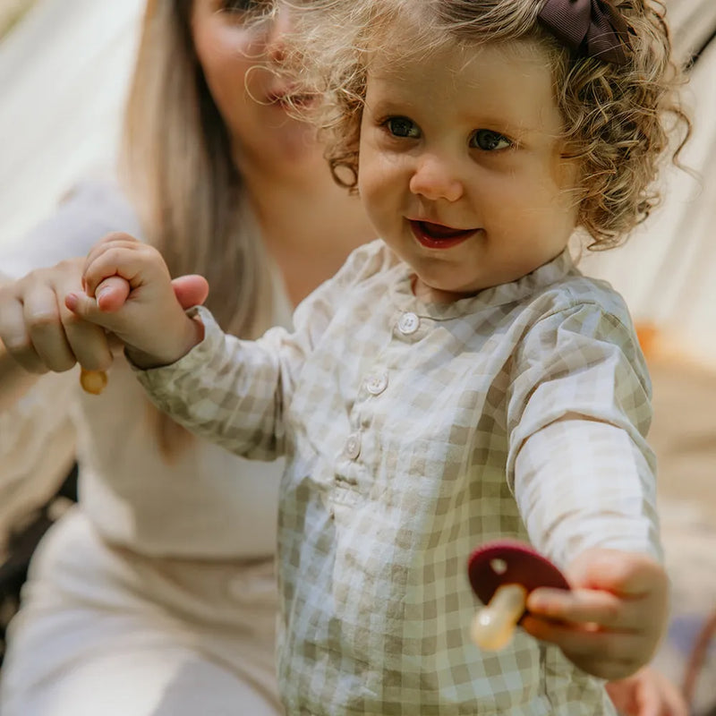 FRIGG Round Pacifier - Rope Silicone Size 1 - Sweet Cherry