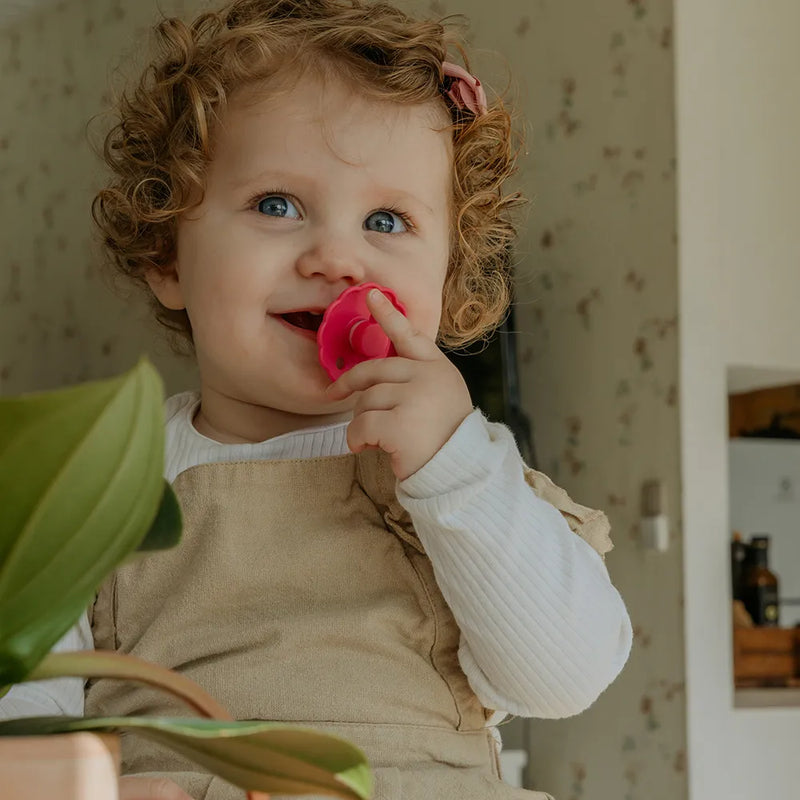 FRIGG Round Pacifier - Daisy Silicone Size 1 - Scarlet