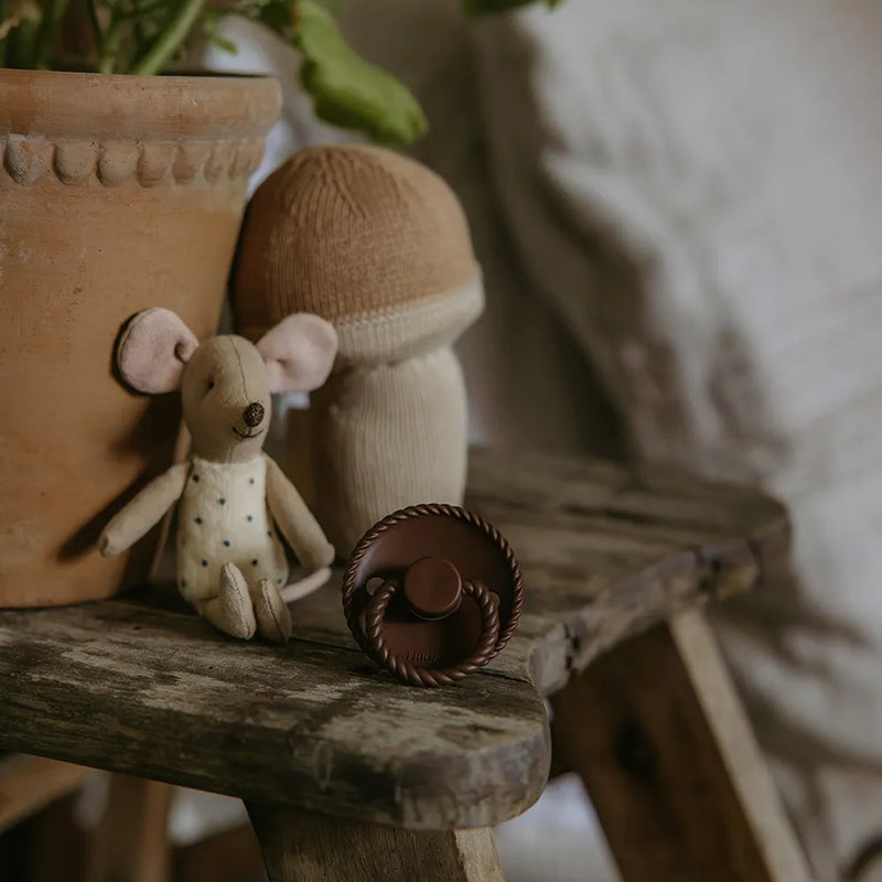 FRIGG Round Pacifier - Rope Silicone Size 1 - Cocoa