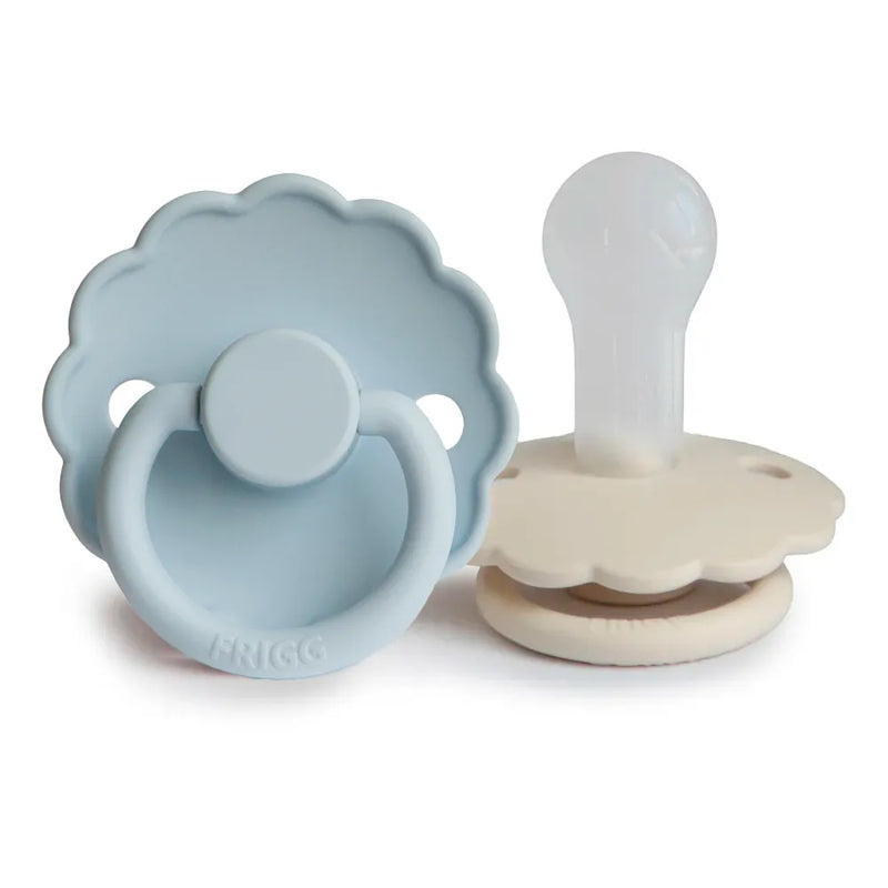 FRIGG Pacifier - Daisy Silicone 2-Pack Size 2 - Powder Blue/Cream